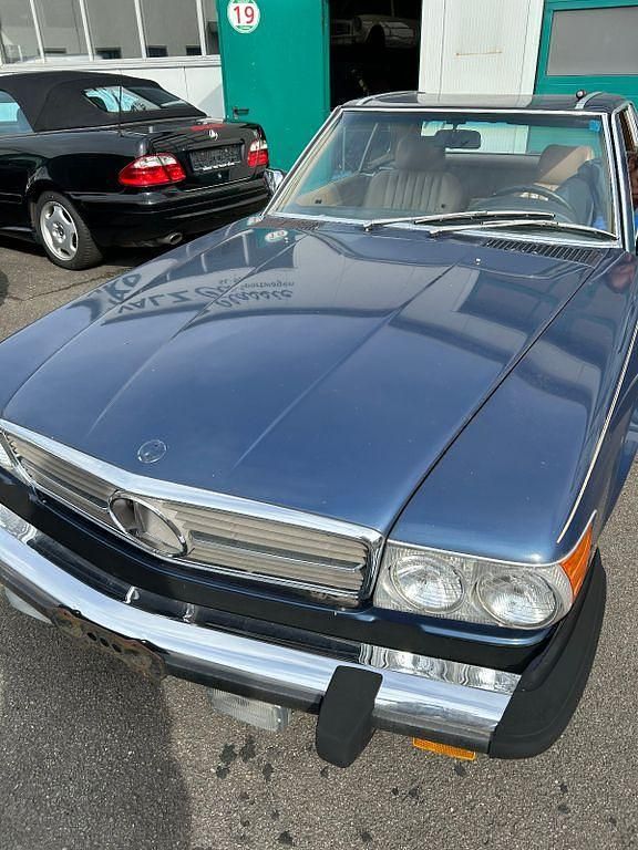 Gebraucht Mercedes 560 231 PS (169 kW) 1987 Blau Cabrio