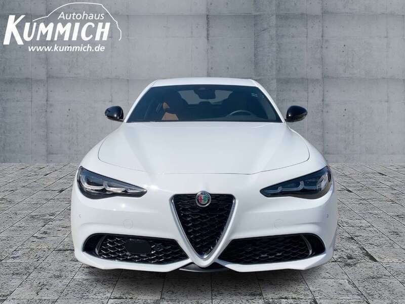 Gebraucht Alfa Romeo Giulia Ti 209 PS (153 kW) 2024 Bianco alfa, uni Limousine