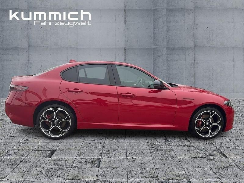 Gebraucht Alfa Romeo Giulia Competizione 280 PS (205 kW) 2024 Rot Limousine