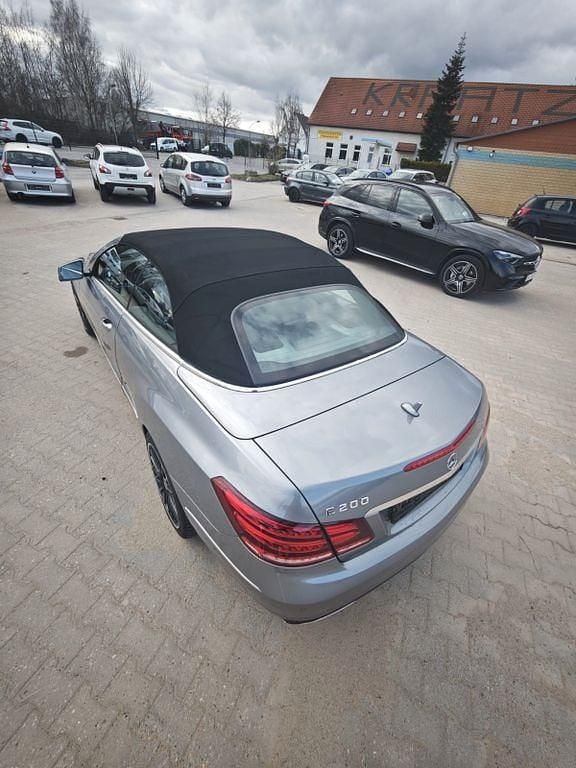 Gebraucht Mercedes E200 AMG 184 PS (135 kW) 2013 Silber Cabrio