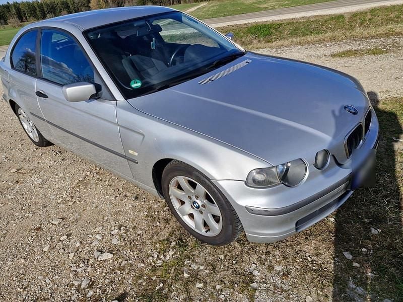 Gebraucht BMW 318 Compact 143 PS (105 kW) 2002 Silber Kleinwagen