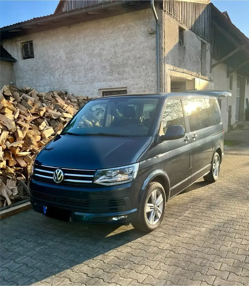 Gebraucht VW Multivan 204 PS (150 kW) 2016 Blau Van / Kleinbus