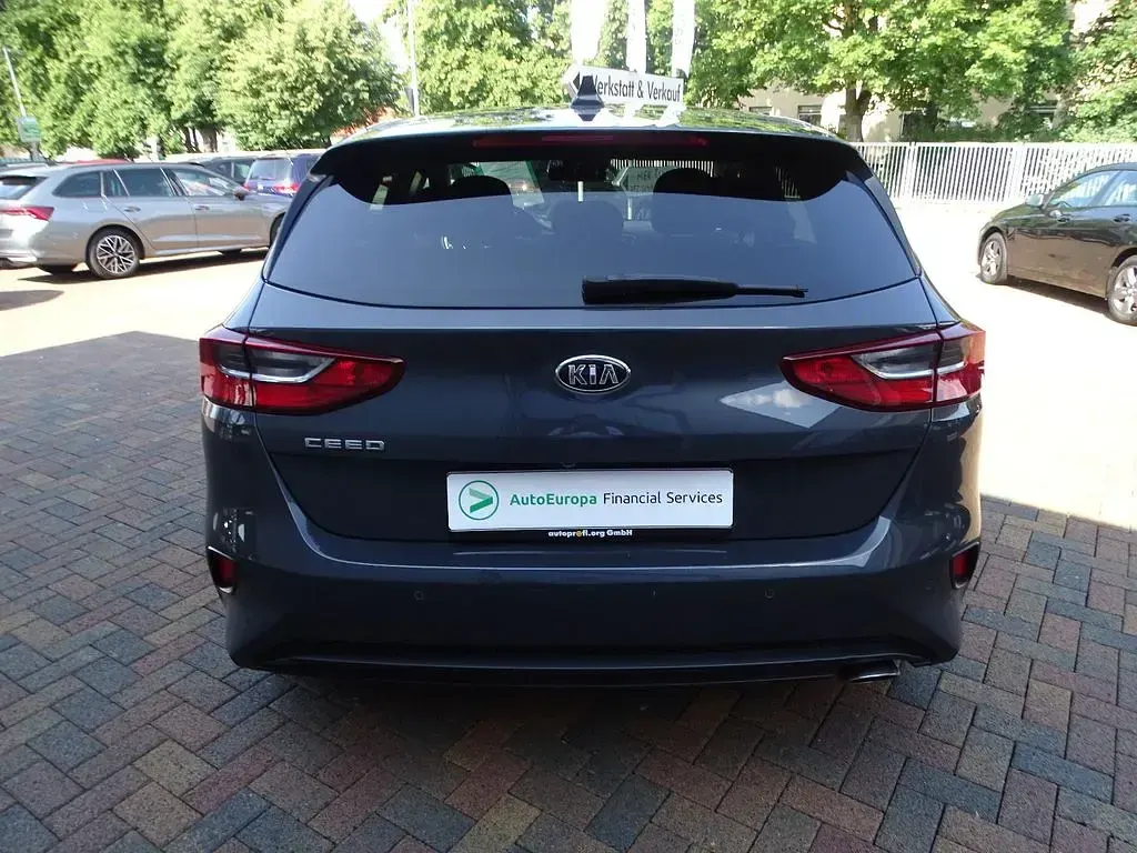 Gebraucht Kia Ceed 99 PS (72 kW) 2019 Grau Kleinwagen