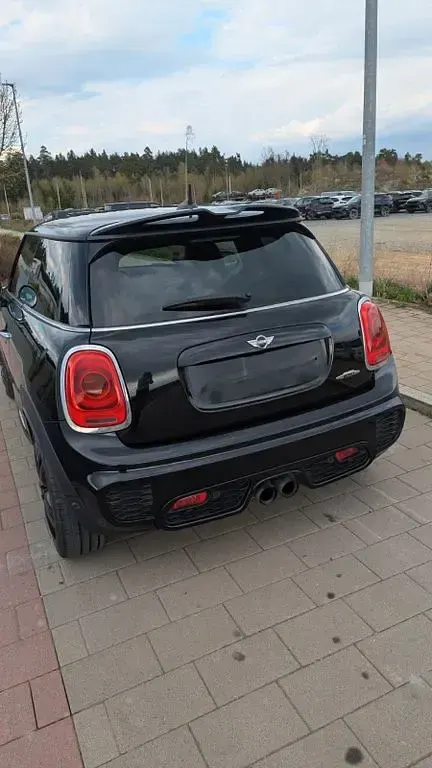 Second-hand Mini John Cooper Works 231 CP (169 kW) 2017 Negru Hatchback
