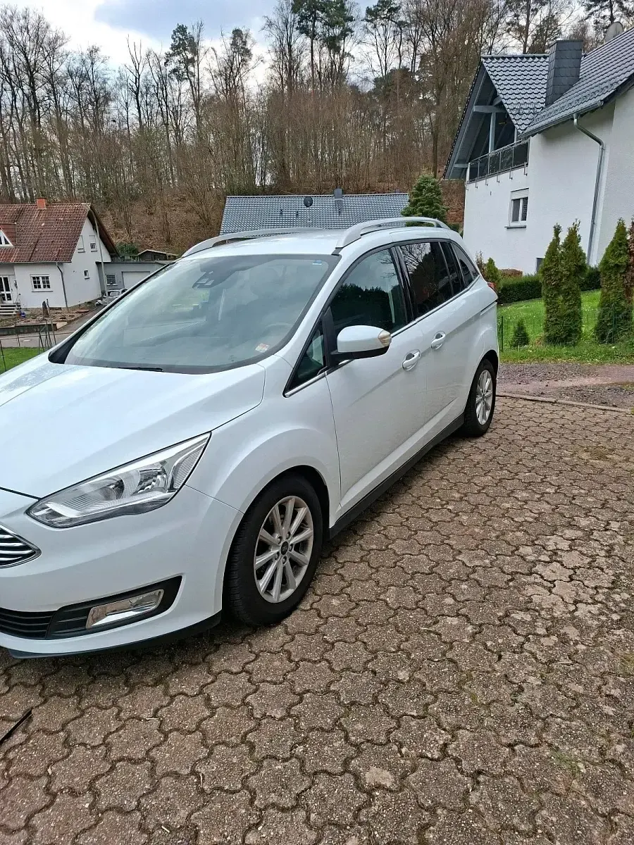 Gebraucht Ford Grand C-Max 150 PS (110 kW) 2018 Weiß Van / Kleinbus