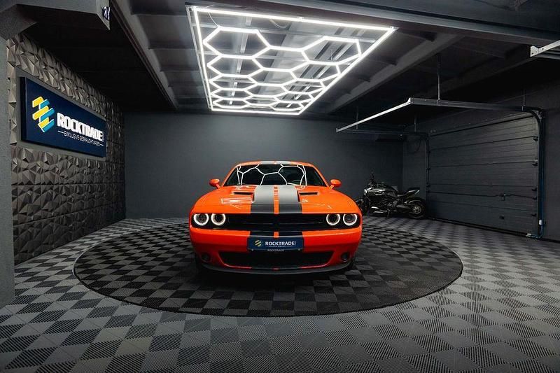 Gebraucht Dodge Challenger 309 PS (227 kW) 2023 Orange Coupé