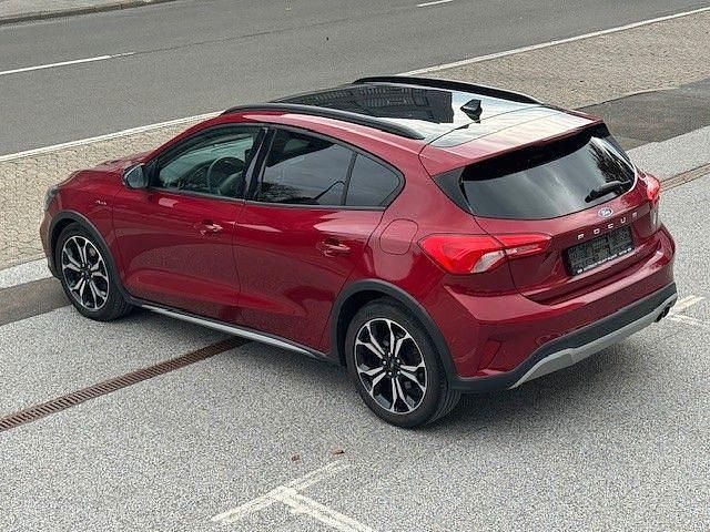 Gebraucht Ford Focus Active 150 PS (110 kW) 2019 Rot Limousine