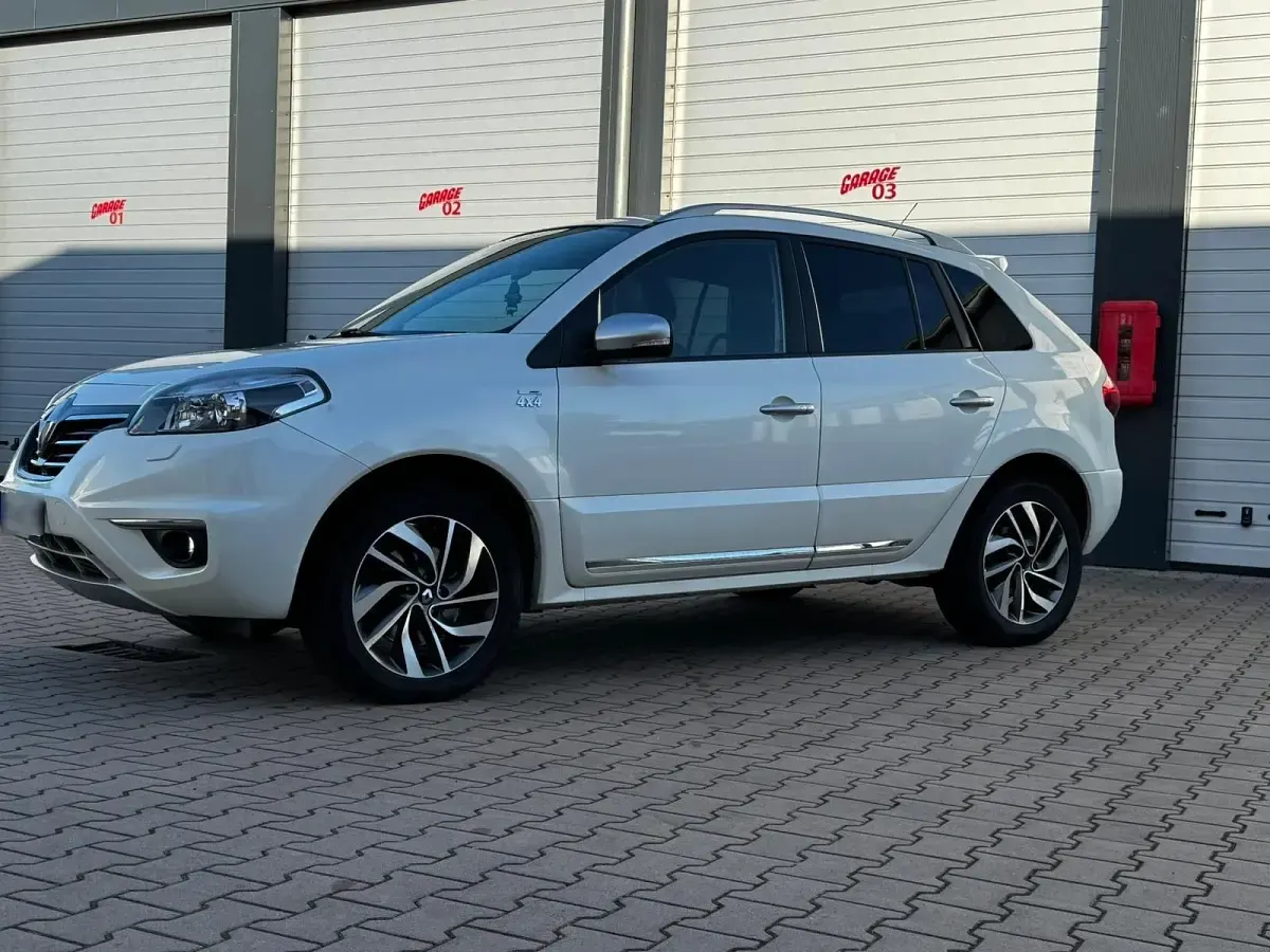 Gebraucht Renault Koleos 150 PS (110 kW) 2013 Weiß SUV