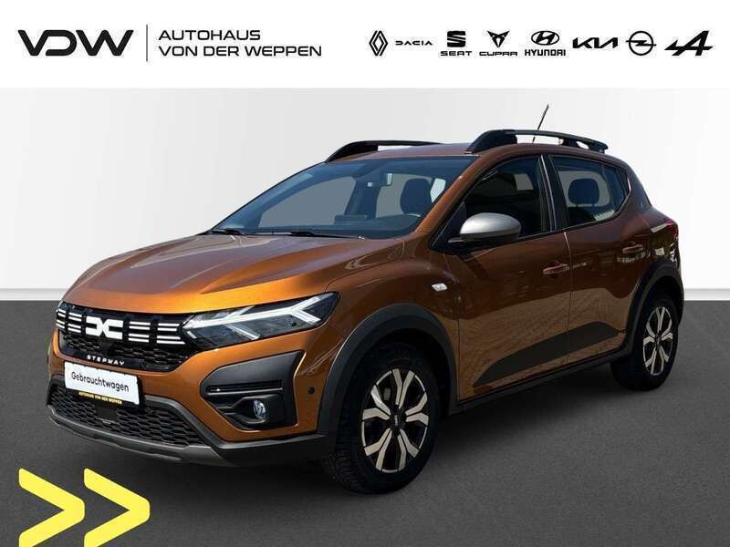 Orange Gebraucht 2023 Dacia Sandero Expression Kleinwagen | 17.490 € (Fairer Preis) - Bild 1/4