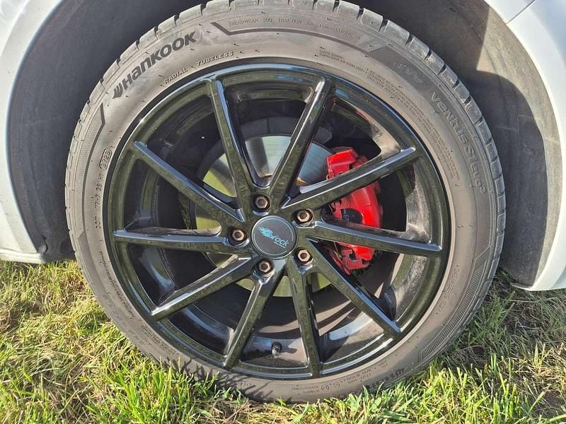 Gebraucht VW Multivan Highline 150 PS (110 kW) 2018 Weiß Van / Kleinbus
