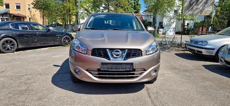 Braun Gebraucht 2011 Nissan Qashqai SUV | 6.100 € (Guter Preis) - Bild 1/4