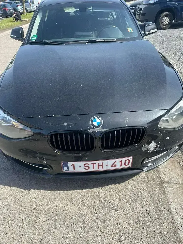 Gebraucht BMW 116 Sport Line 116 PS (85 kW) 2012 Schwarz Kleinwagen