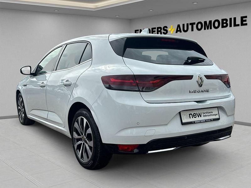 Gebraucht Renault Mégane IV Intens 140 PS (102 kW) 2021 Weiss Limousine