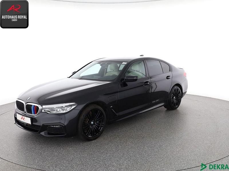 Schwarz Gebraucht 2020 BMW 530e M Sport Limousine | 32.880 € (Fairer Preis) - Bild 1/4