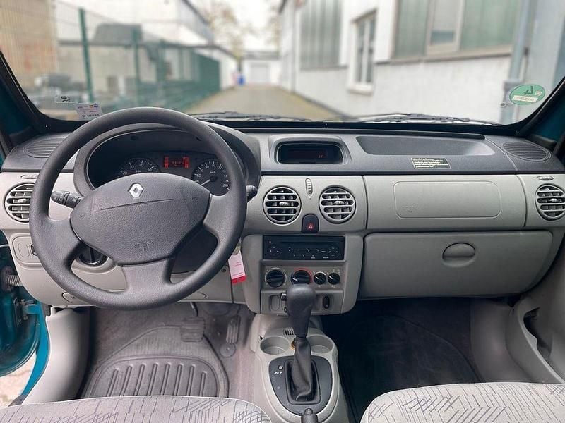 Usado Renault Kangoo Campus 95 HP (69 kW) 2006 Verde Monovolume