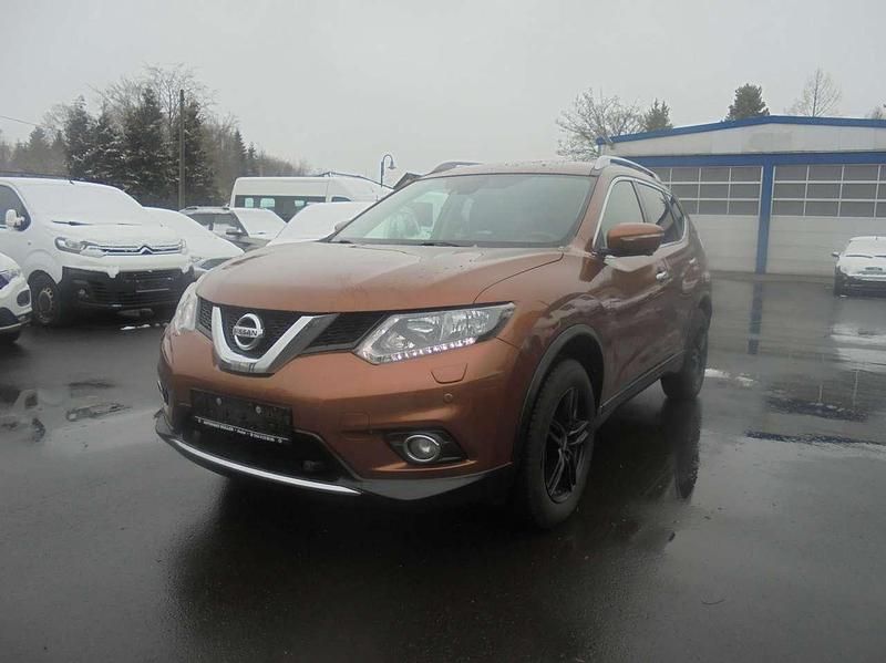 Gebraucht Nissan X-Trail N-Vision 177 PS (130 kW) 2017 Dark orange (m) SUV