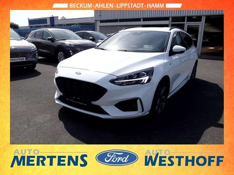 Frostweiß Gebraucht 2019 Ford Focus ST-Line Kombi | 15.490 € (Fairer Preis) - Bild 1/4