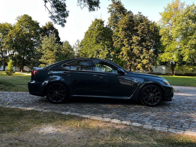 Grau Gebraucht 2008 Lexus IS-F Limousine | 27.890 € - Bild 1/4