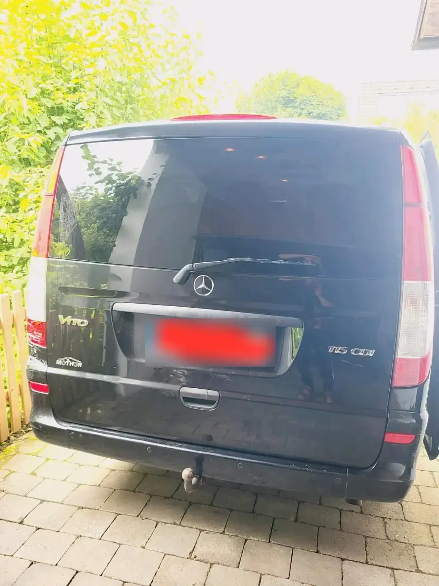 Gebraucht Mercedes Vito 150 PS (110 kW) 2015 Schwarz Van