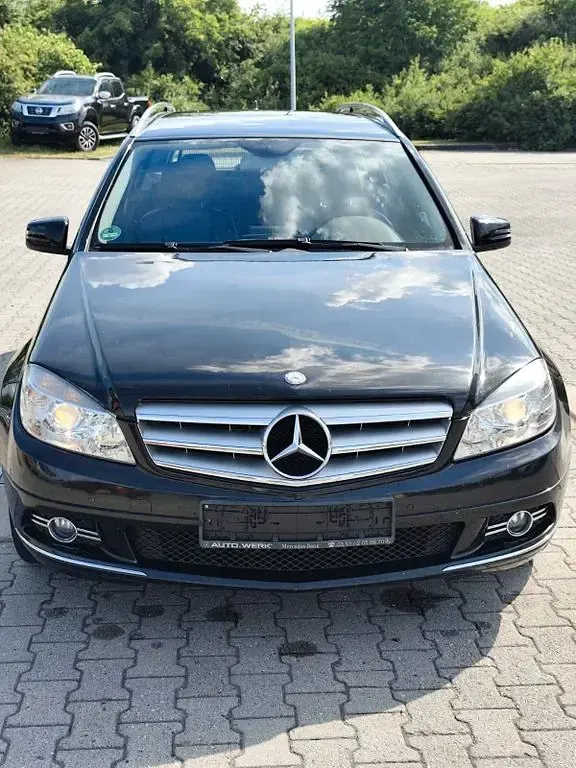 Gebraucht Mercedes C250 204 PS (150 kW) 2009 Schwarz Kombi