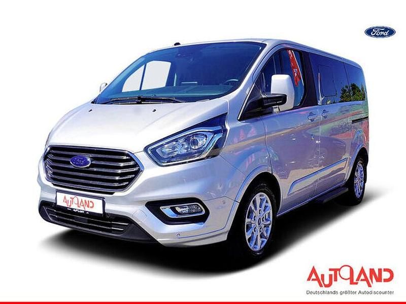 Silber Gebraucht 2023 Ford Tourneo Custom Van / Kleinbus | 41.890 € (Fairer Preis) - Bild 1/4