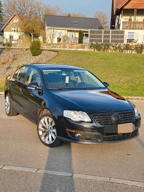 Schwarz Gebraucht 2007 VW Passat Trendline Limousine | 4.299 € (Fairer Preis) - Bild 1/4