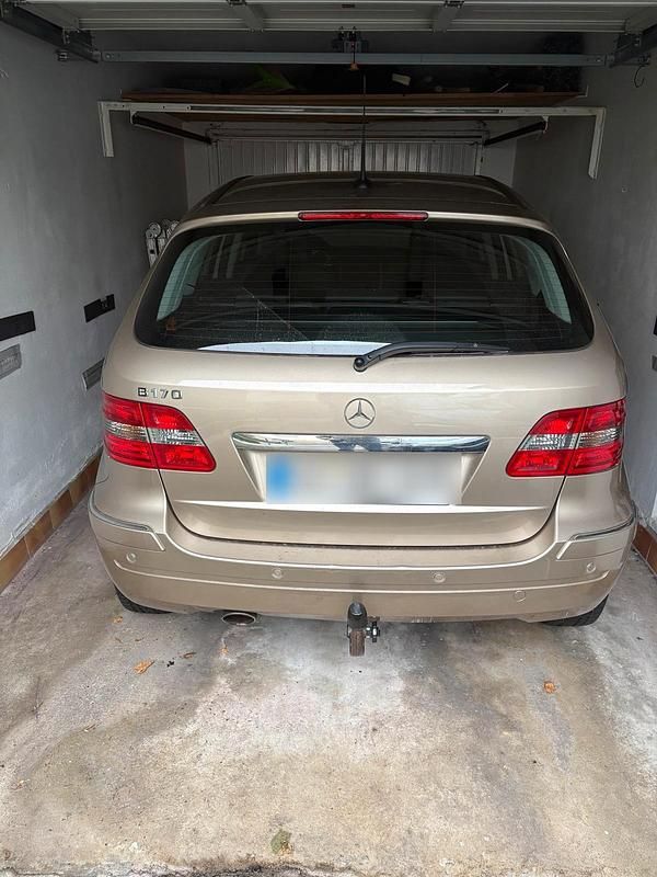 Gebraucht Mercedes 170 116 PS (85 kW) 2008 Gold Limousine