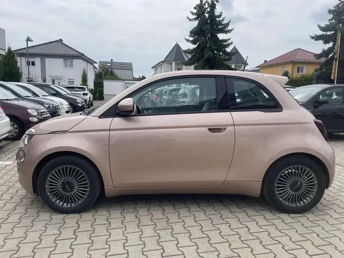 Gebraucht Fiat 500e 86 kW (118 PS) 2022 Gold Kleinwagen