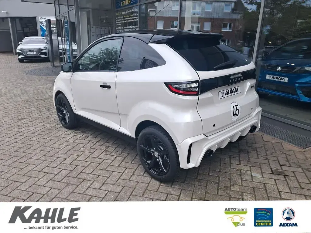 Nowe Aixam AMBITION Sport 2026 Biały Hatchback