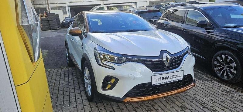 Gebraucht Renault Captur Intens 140 PS (102 kW) 2021 Weiss qnc +orange epy SUV