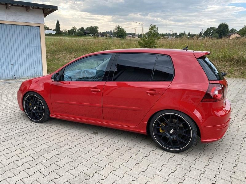 Gebraucht VW Golf IV R 250 PS (183 kW) 2006 Rot Limousine
