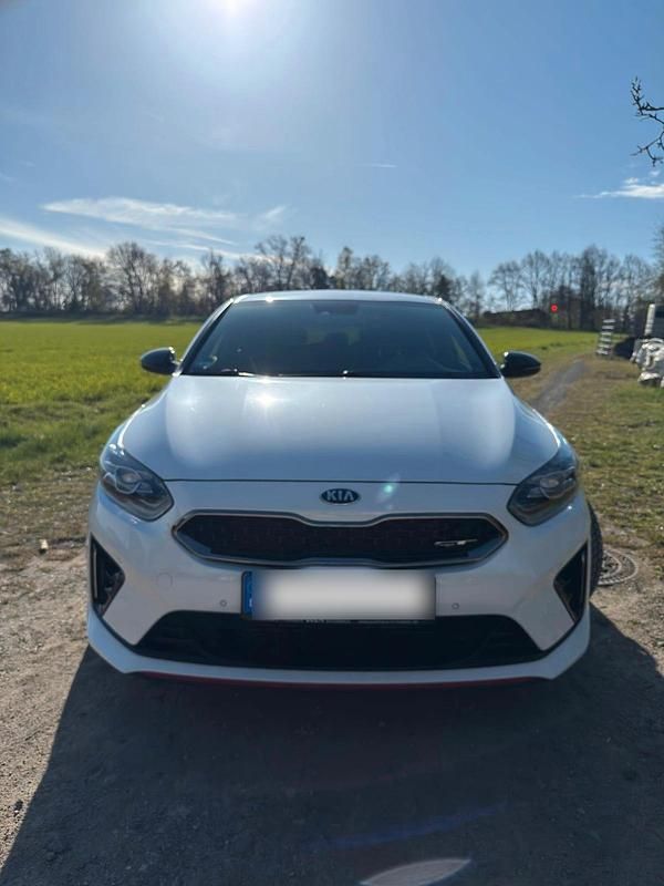 Gebraucht Kia ProCeed GT 204 PS (150 kW) 2021 Weiß Kombi