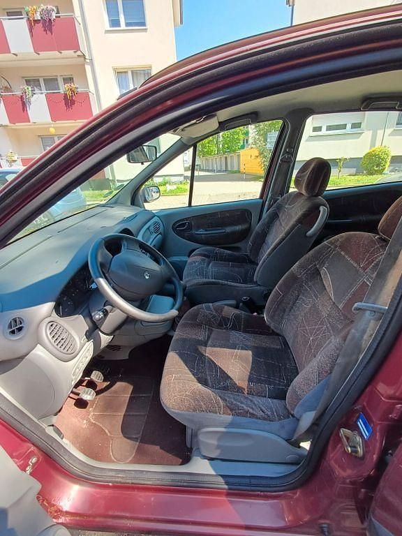 Gebraucht Renault Scénic 107 PS (78 kW) 1999 Rot Van / Kleinbus