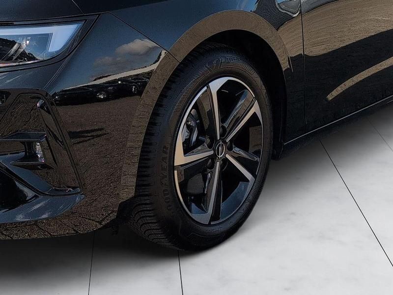 Gebraucht Opel Astra 131 PS (96 kW) 2024 Schwarz Kombi