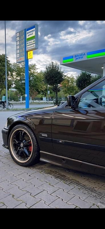 Andere farben Gebraucht 1996 BMW 318 Compact M Sport Kleinwagen | 9.999 € - Bild 1/4