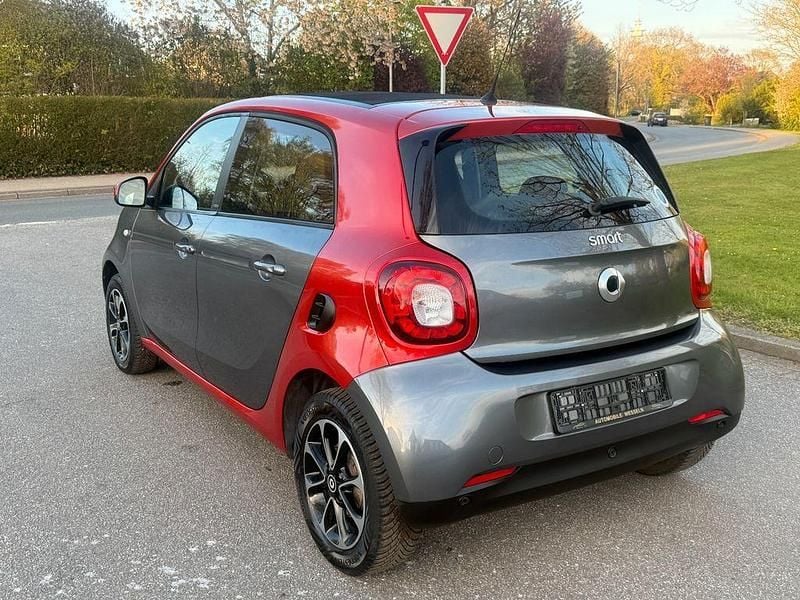 Usata Smart ForFour Basis 71 CV (52 kW) 2016 Grigio Utilitaria