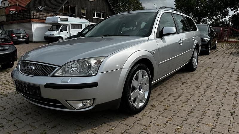 Silber Gebraucht 2003 Ford Mondeo Ghia Kombi | 3.190 € (Etwas zu teuer) - Bild 1/4