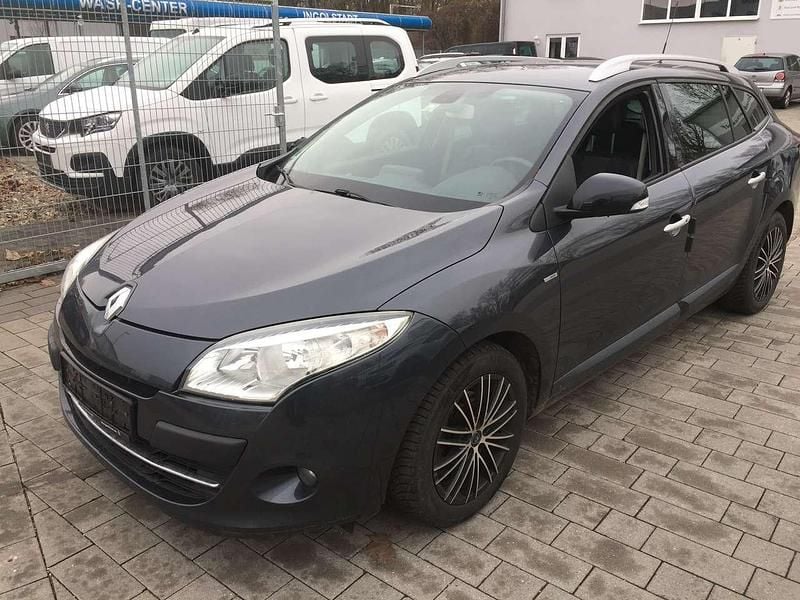 Gebraucht Renault Mégane GrandTour 131 PS (96 kW) 2012 Schwarz Kombi