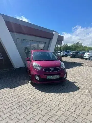 Gebraucht Kia Picanto Edition 7 69 PS (50 kW) 2013 Rot Kleinwagen