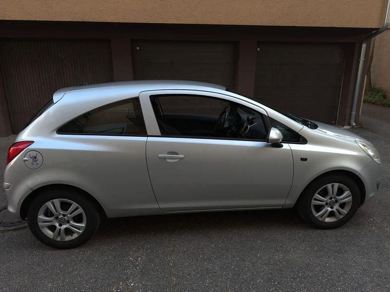Second-hand Opel Corsa 90 CP (66 kW) 2008 Gri Hatchback