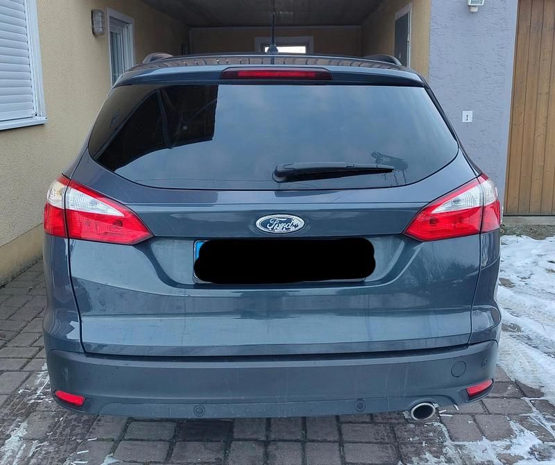 Gebraucht Ford Focus 150 PS (110 kW) 2011 Blau Kombi