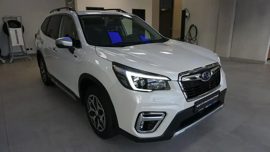 Gebraucht Subaru Forester Trend 150 PS (110 kW) 2021 Weiß SUV