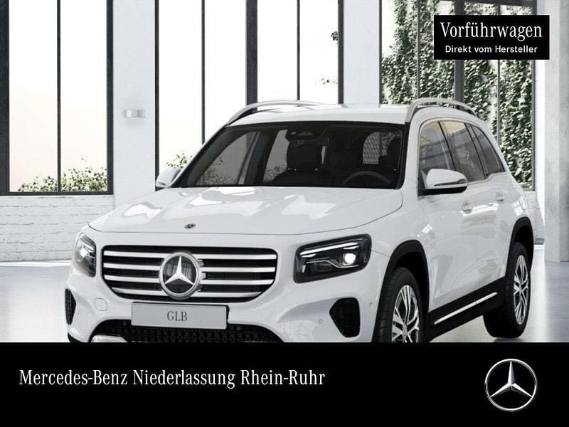 Weiß Gebraucht 2025 Mercedes GLB200 Progressive SUV | 43.990 € (Etwas zu teuer) - Bild 1/4
