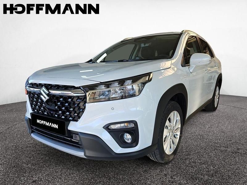 Neu Suzuki SX4 S-Cross Comfort 110 PS (80 kW) 2026 Cool white pearl metallic Limousine