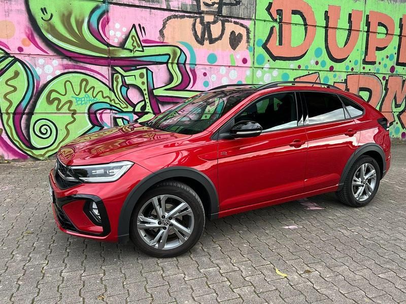 Rot Gebraucht 2024 VW Taigo R-line SUV | 27.500 € - Bild 1/4