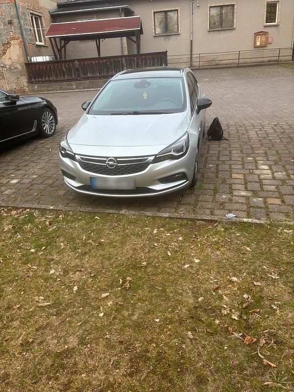 Gebraucht Opel Astra 170 PS (125 kW) 2018 Silber Kombi