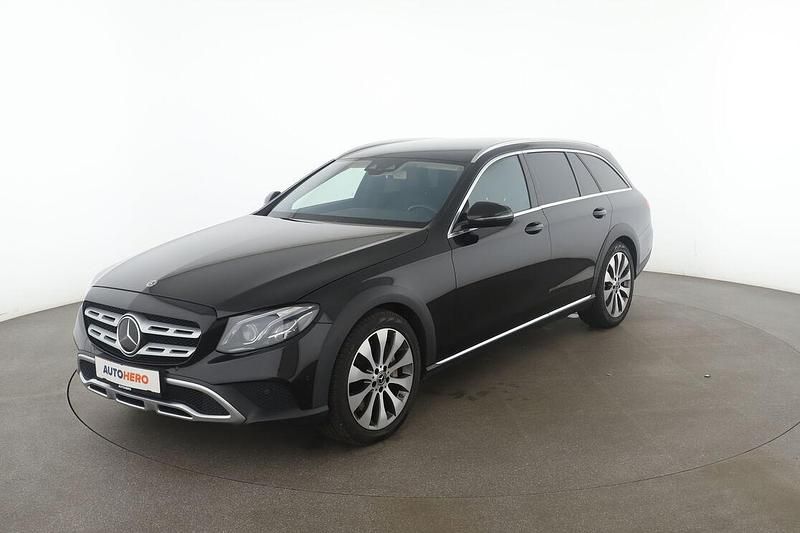 Schwarz Gebraucht 2017 Mercedes E350 Kombi | 29.720 € - Bild 1/3