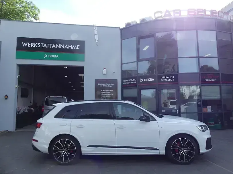 Gebraucht Audi Q7 S-Line 286 PS (210 kW) 2022 Gletscherweiß metallic (metallic) SUV