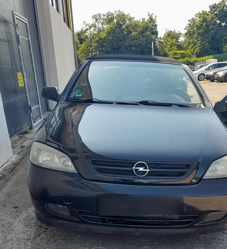Schwarz Gebraucht 2005 Opel Astra Cabriolet Cabrio | 3.000 € (Etwas zu teuer) - Bild 1/4