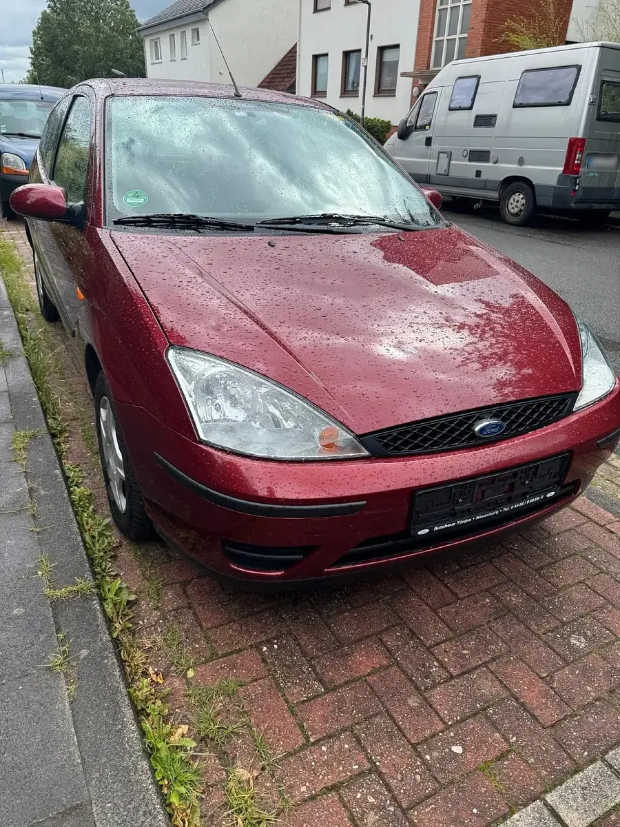 Gebraucht Ford Focus 100 PS (73 kW) 2003 Rot Kombi